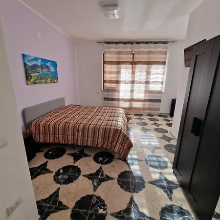 Sole Nascente 3* 테라시니