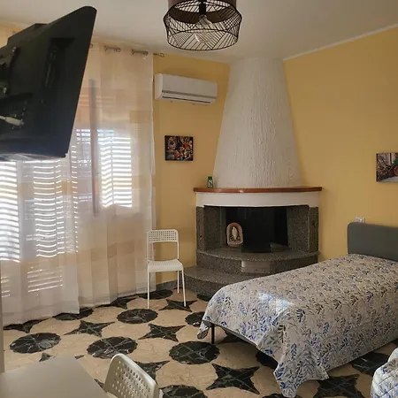 B&B Sole Nascente 테라시니